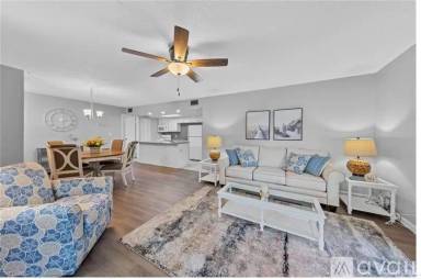 Main picture of 256 Palm Dr