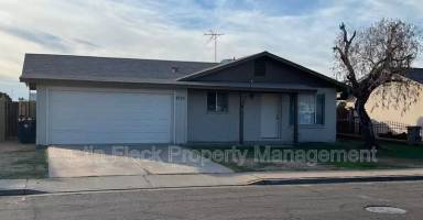 Main picture of 912 S Nevada Way
