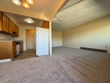 Main picture of 4502 NE Hancock St