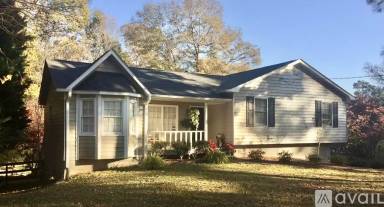 Main picture of 143 Village Ct
