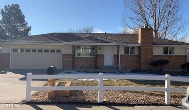 Main picture of 10034 W 68th Way