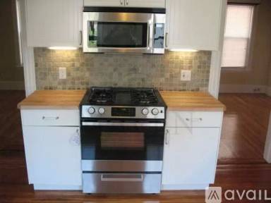 Main picture of 48 Saint James Ave
