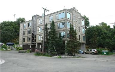 Main picture of 705 N St