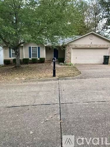 Main picture of 305 Shadow View Dr