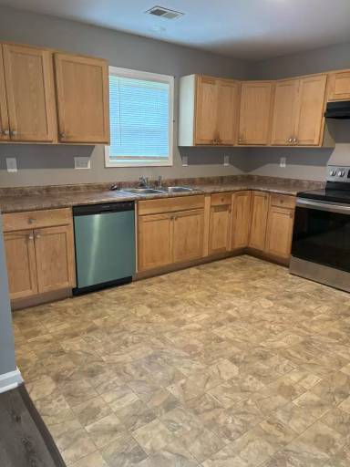Main picture of 122 Gardenia Ln