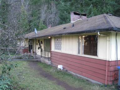 Main picture of 2425 W Railroad Ave