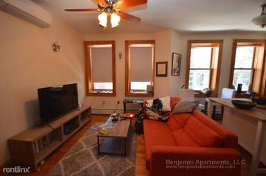 Main picture of 60 Phillips St