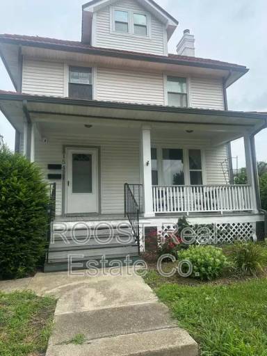 Main picture of 154 E Tompkins St