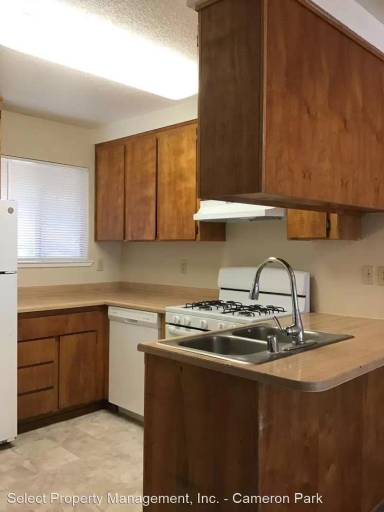 Main picture of 2720 La Crescenta Dr