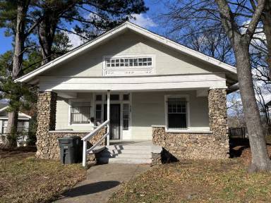 Main picture of 4004 39th Ct N