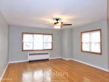 Main picture of 4452 N Lockwood Ave