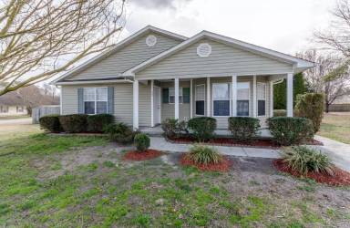 Main picture of 304 Cornsilk Ct