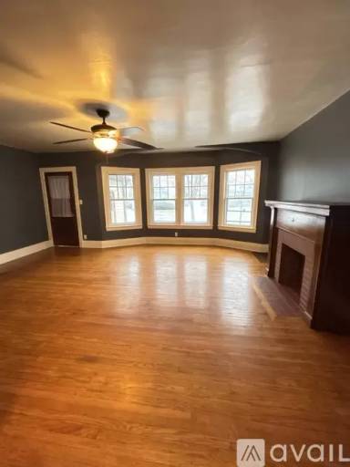 Main picture of 284 Nassau Ave