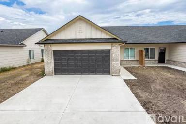 Main picture of 419 SE 14th Ct