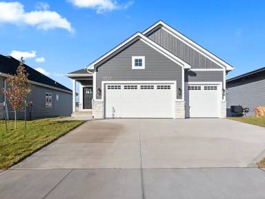 Main picture of 920 Roosevelt St