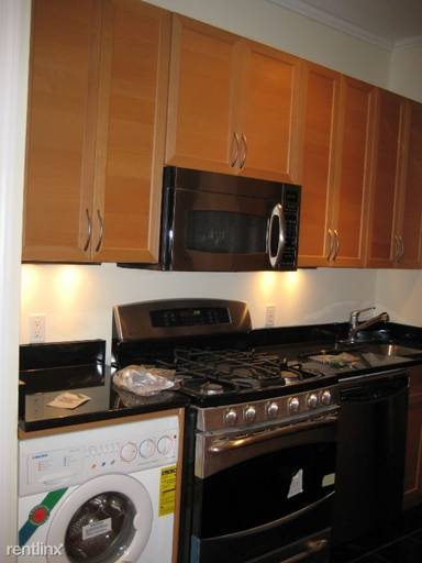 Main picture of 206 E 124th St