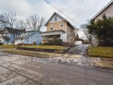 Main picture of 1299 Girard St