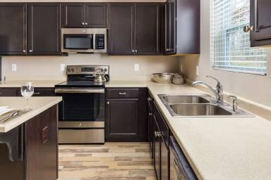 Main picture of 7177 Annandale Dr