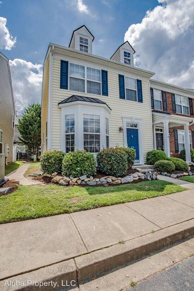 Main picture of 301 Cumulus Ct