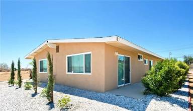 Main picture of 16167 Bear Valley Rd