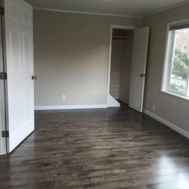 Main picture of 4255 9th Ave NE