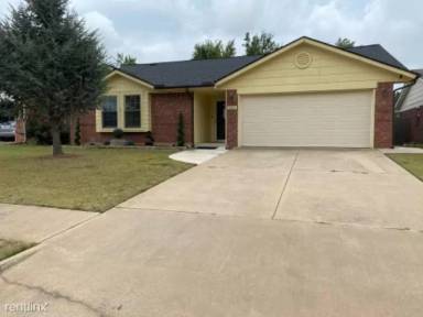 Main picture of 1800 Baron Dr