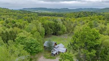 Main picture of 468 Walker Rd