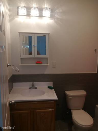 Main picture of 2452 E 12th St