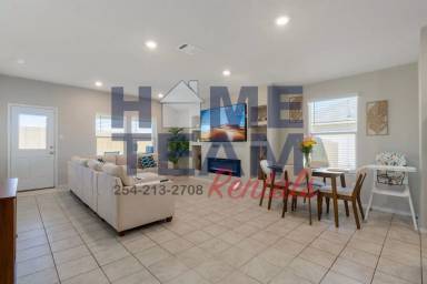 Main picture of 5105 Natalia Rd