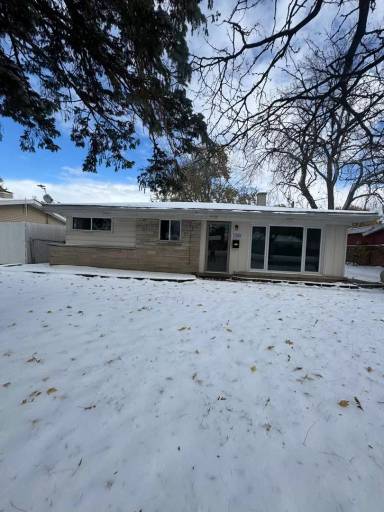 Main picture of 1383 Stanley Blvd