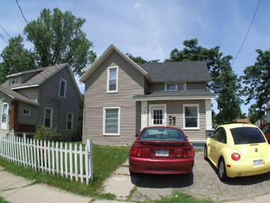 Main picture of 815-825 Evergreen St SE