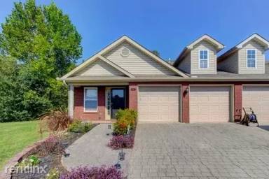 Main picture of 9924 Belmont Park Ln