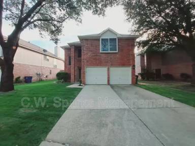 Main picture of 4617 Sandera Ln