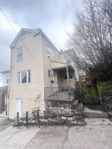 Main picture of 423 Walnut St