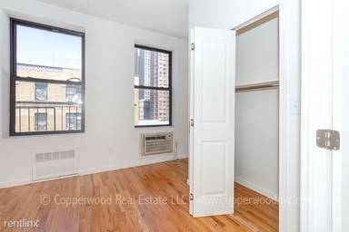 Main picture of 430 East 89th St