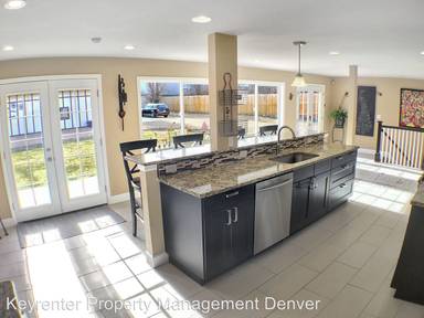 Main picture of 10350 W Glennon Dr