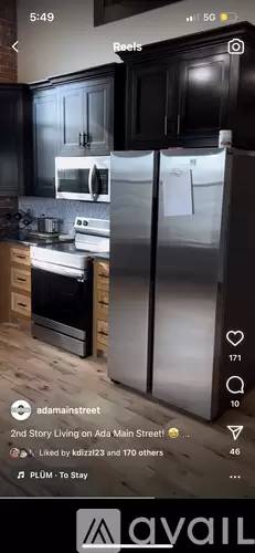 Main picture of 118 W Main St
