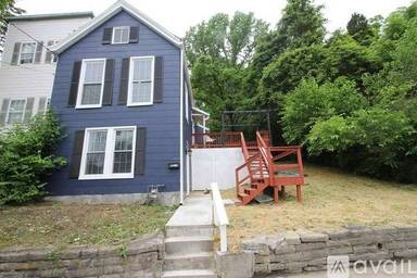 Main picture of 1319 Hermes Ave