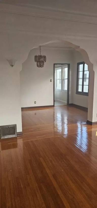 Main picture of 458 N Stanley Ave
