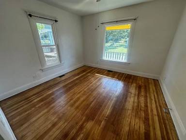 Main picture of 420 S 22nd St