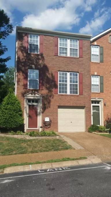Main picture of 706 Huffine Manor Cir