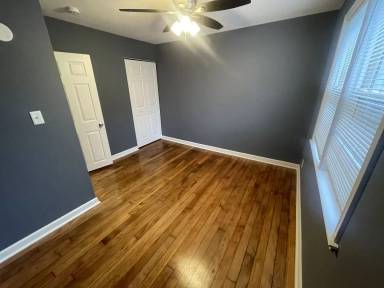 Main picture of 19 Liberty St