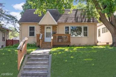 Main picture of 3318 Vincent Ave N