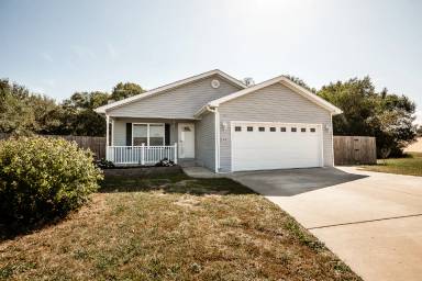 Main picture of 338 16th Street Cir