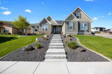 Main picture of 2109 W 50th Ave