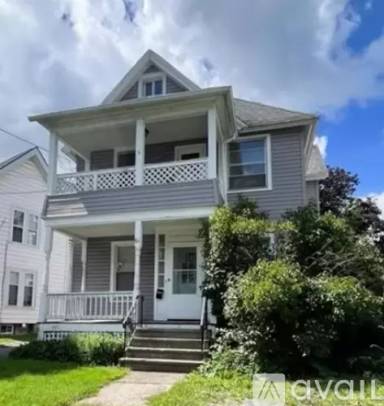 Main picture of 61 Cayuga St