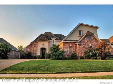 Main picture of 760 Hackberry Dr