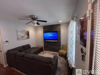 Main picture of 318 James St