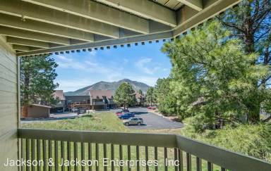 Main picture of 5701 N Villa Cir