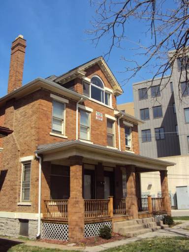 Main picture of 24 W 10th Ave